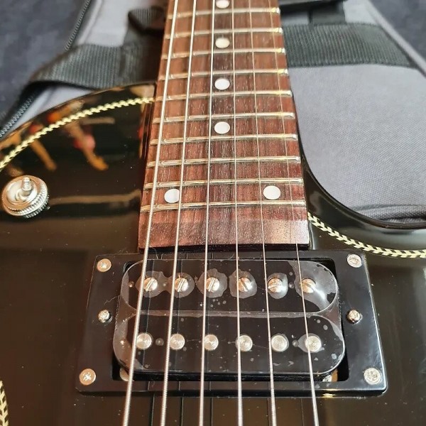 Guitarra Zemaitis ZTA 601 Herringbone Black With Gigbag