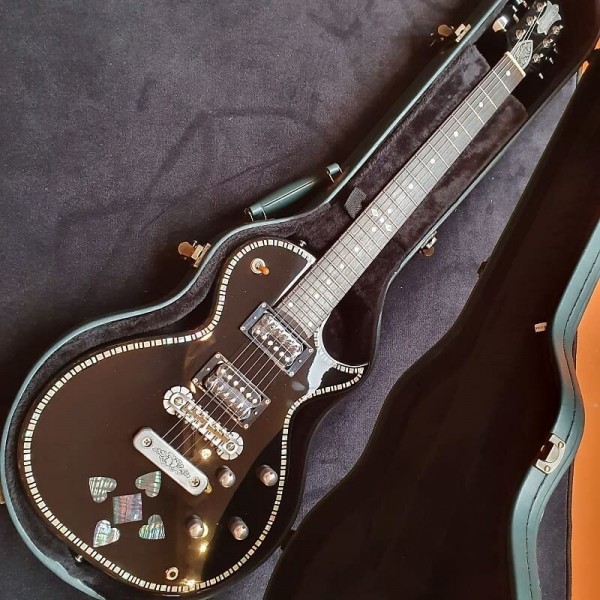 Guitarra Zemaitis SUJ 101 With Case BLK Made In Japan