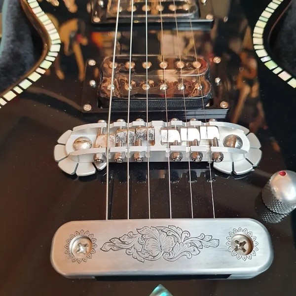 Guitarra Zemaitis SUJ 101 With Case BLK Made In Japan