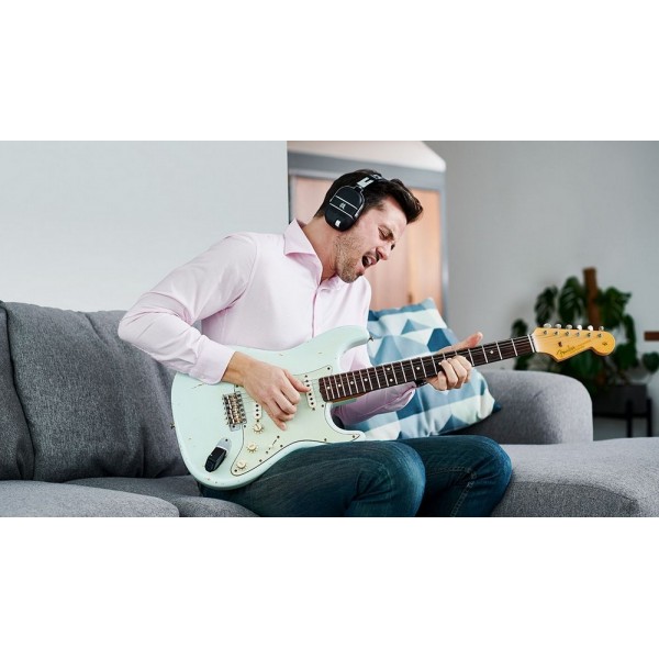 Auriculares Inalámbricos Para Guitarra Boss WAZA-AIR Con "Amp In Room" Sound