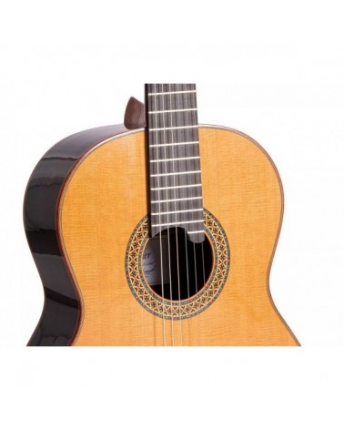 Guitarra Clásica Alhambra Premier Pro Madagascar Con Estuche Modelo 9650