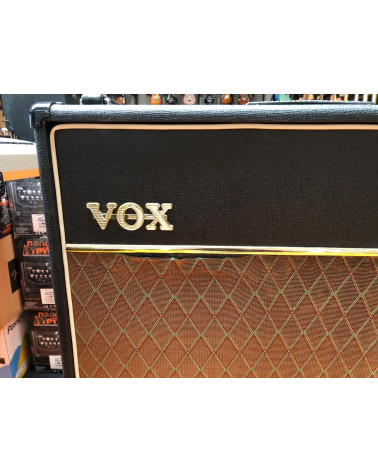 Amplificador De Guitarra Vox AC30CC2