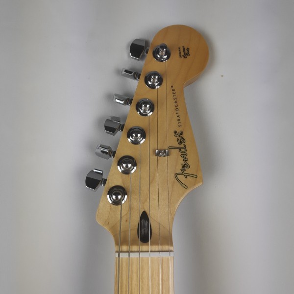 Guitarra Fender Player Stratocaster MP 3-Sunburst