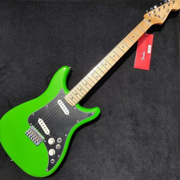 Guitarra Fender Player Lead II Neon Green